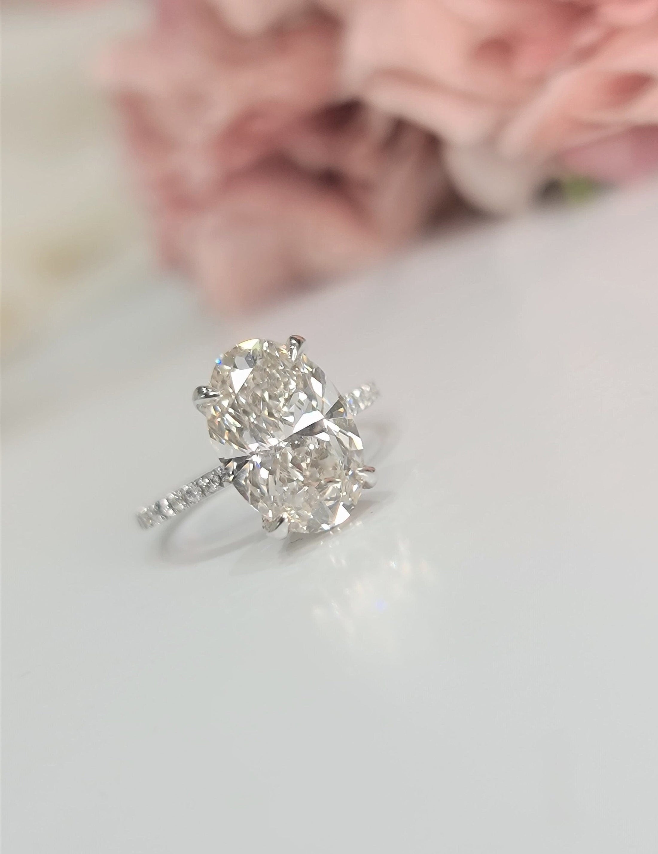 Exquisite 3 CT Oval Lab-Grown Diamond Engagement Ring with Hidden Halo