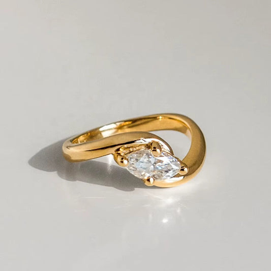 1 CT Marquise Swirl Lab Grown Diamond Engagement Ring