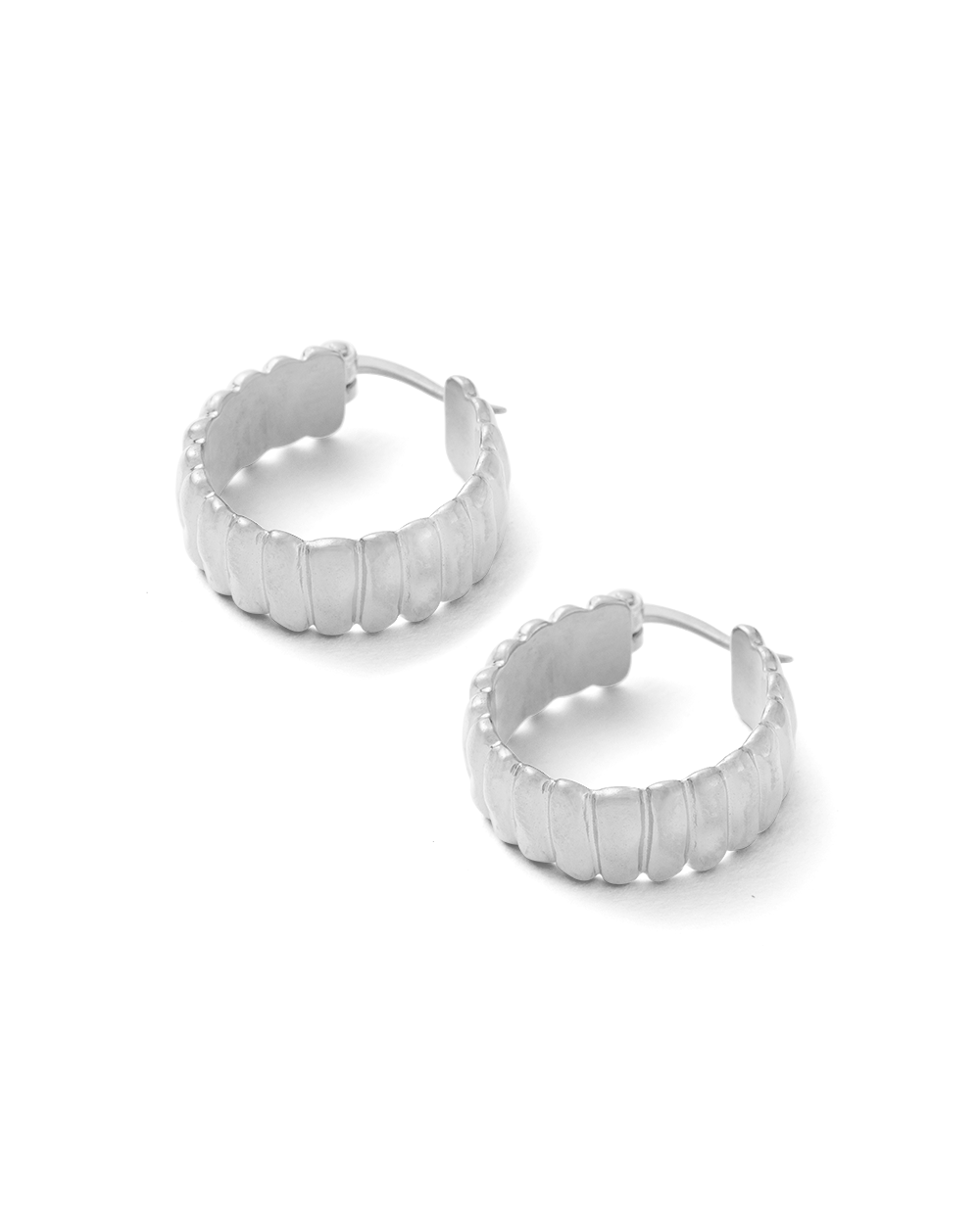 Elegant Gold Ribbed Hoop Earrings 6
