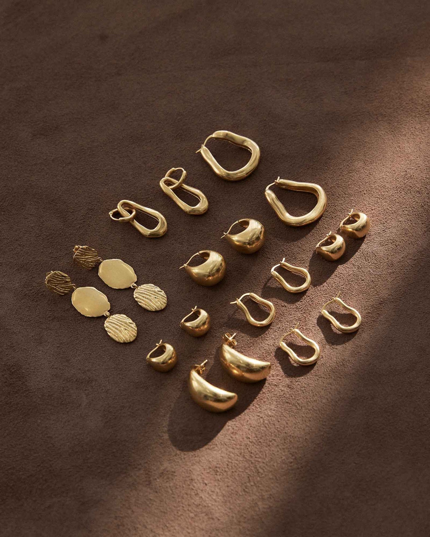 Elegant Gold Crescent Hoop Earrings 6