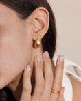 Load image into Gallery viewer, Golden Luxe Sculpted Hoop Earrings
