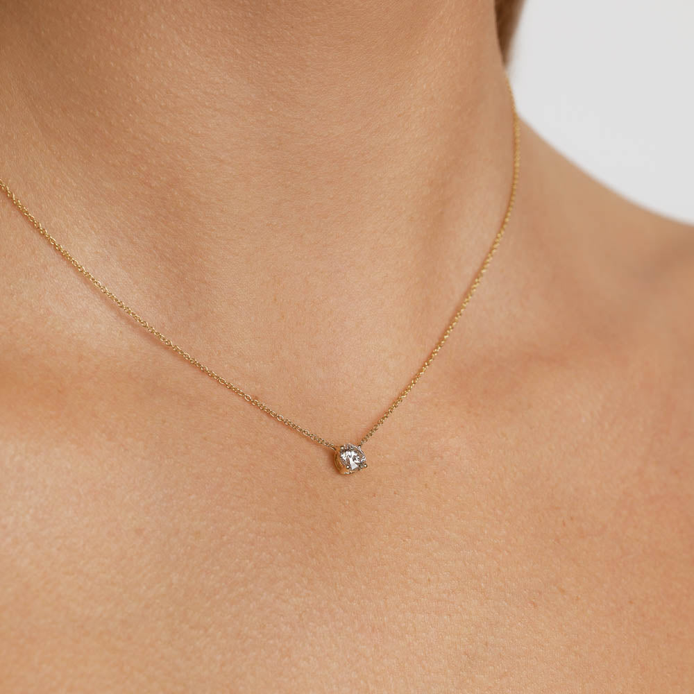 Radiant 0.50 CT Round Lab-Grown Diamond Solitaire Necklace in Gold