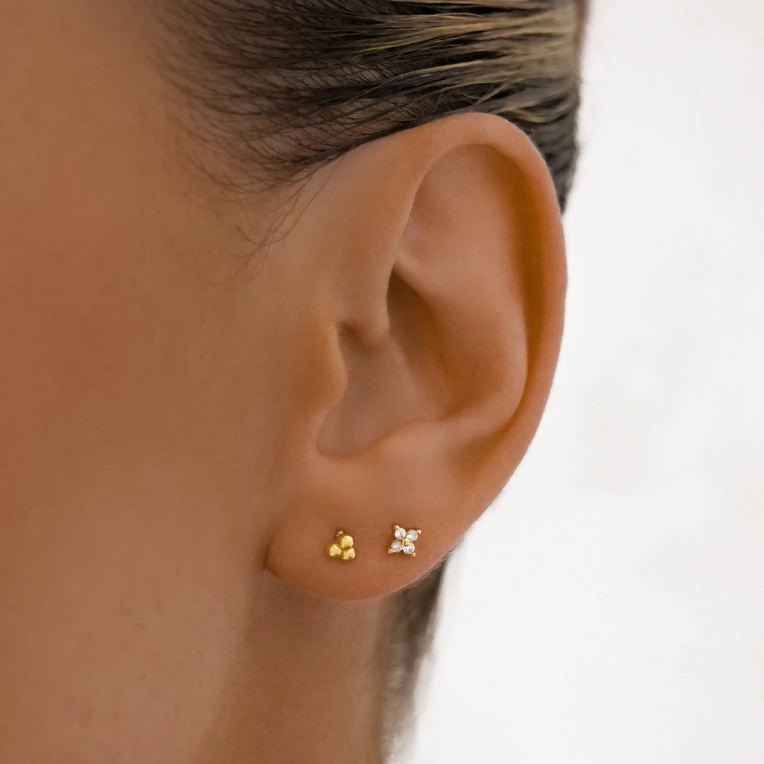 Elegant Triple Sphere Stud Earrings