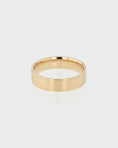 Load image into Gallery viewer, Classic Men's Wedding Band
