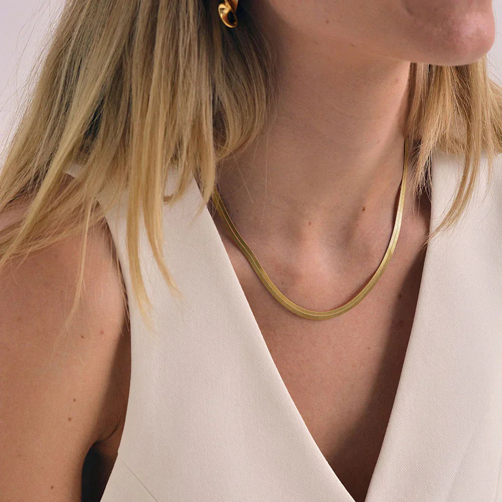 Golden Herringbone Elegance Necklace