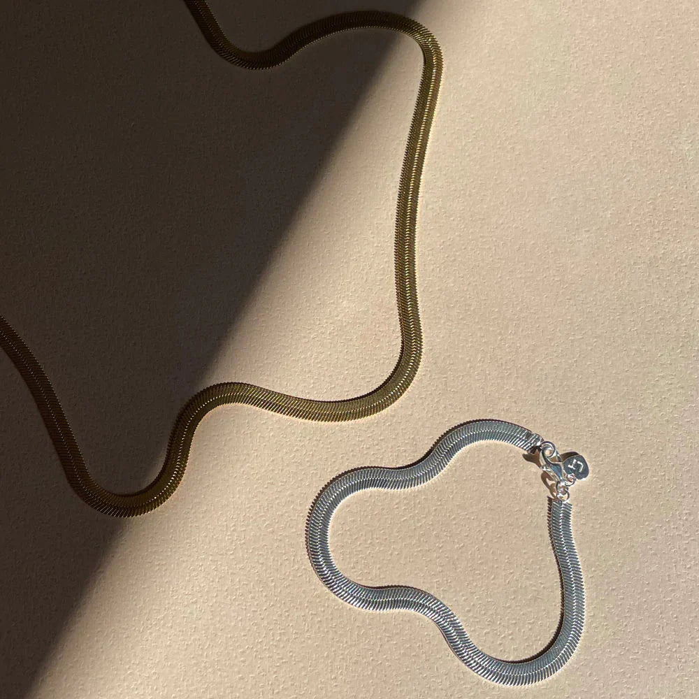 Golden Herringbone Elegance Necklace 4