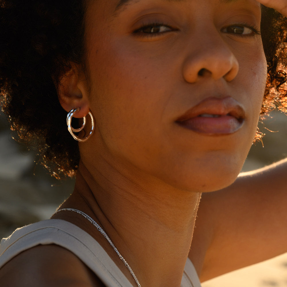 Elegant Wavy Gold Hoop Earrings