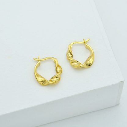 Classic Twist Hoop Earrings 6
