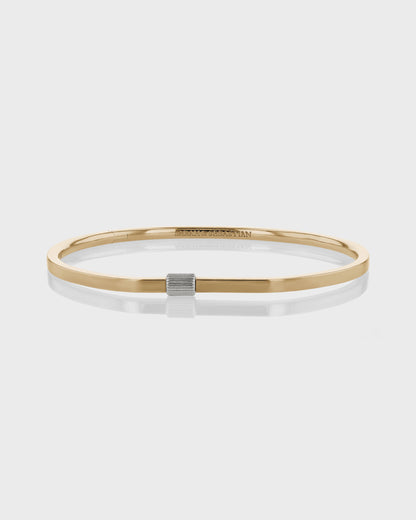 Elegant Textured Gold Oval Bracelet 7