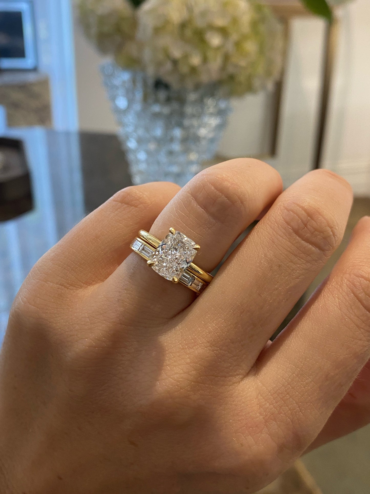 Solitaire-Oval Lab Grown Diamond Engagement Ring