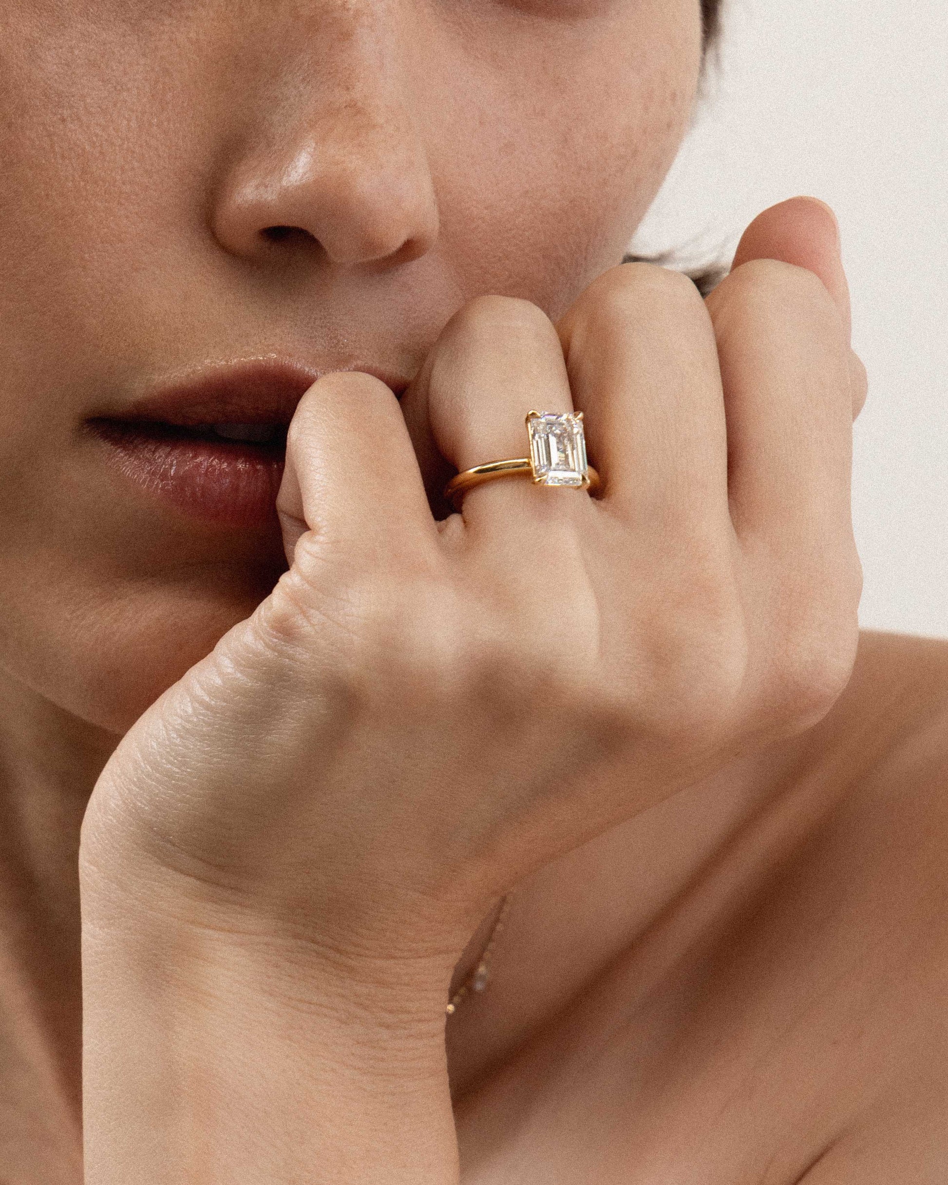 Solitaire-Oval Lab Grown Diamond Engagement Ring