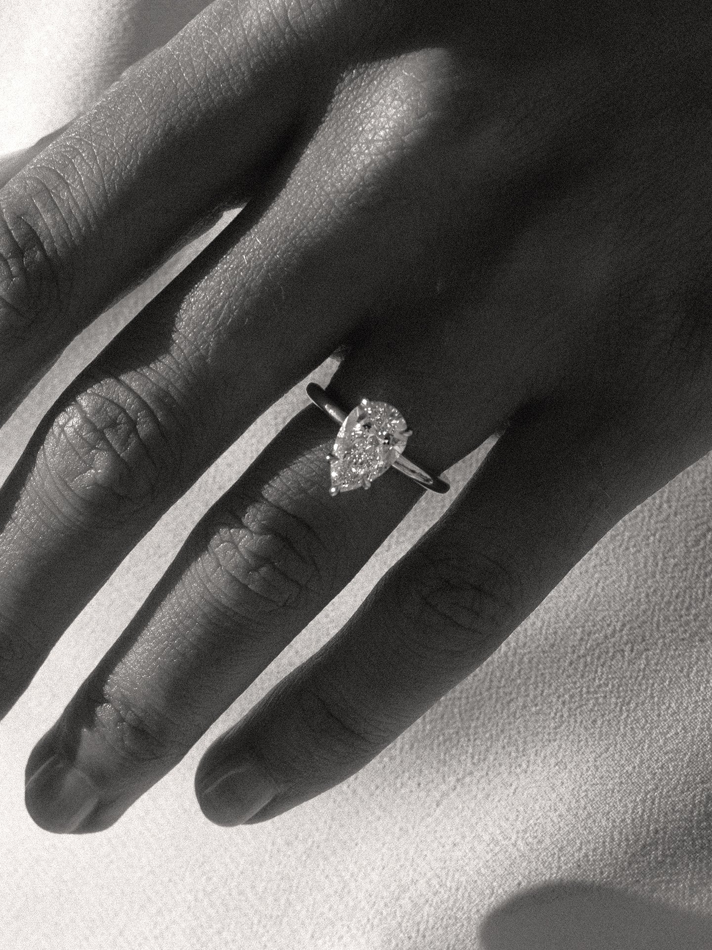 Solitaire-Oval Lab Grown Diamond Engagement Ring