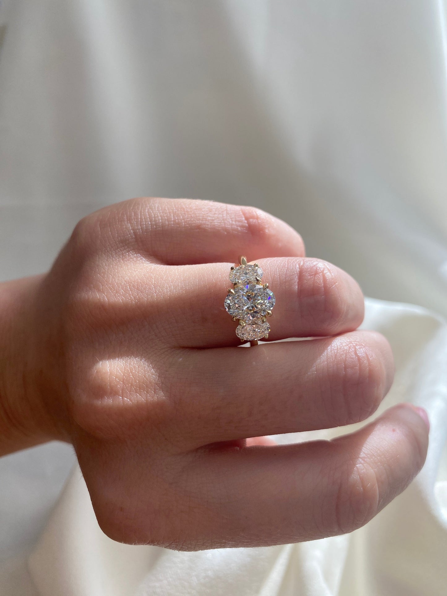 Solitaire-Oval Lab Grown Diamond Engagement Ring