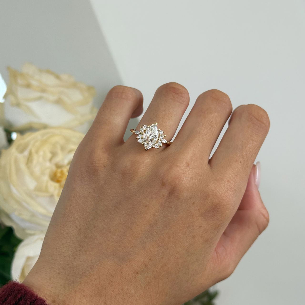 Solitaire-Oval Lab Grown Diamond Engagement Ring