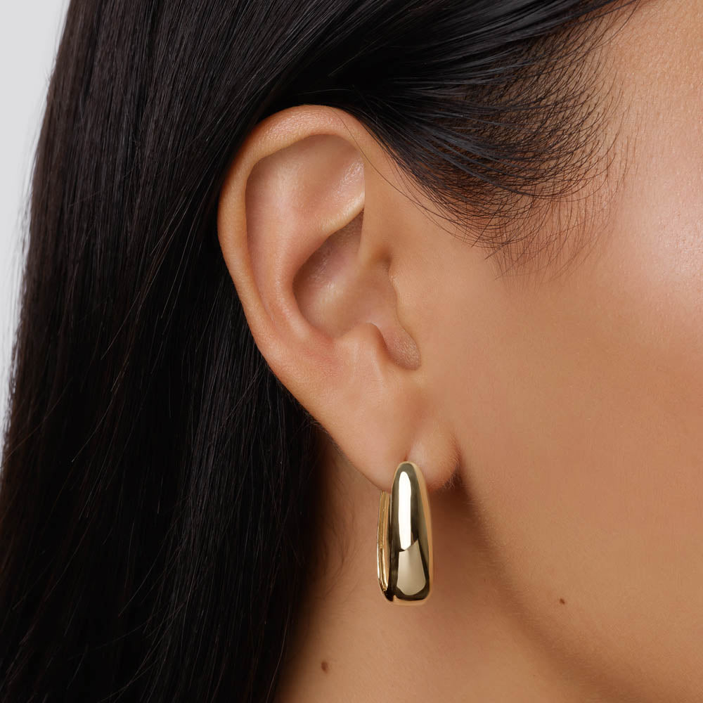 Golden Luxe Elongated Hoops Earrings 2