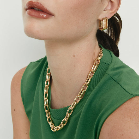 Luxurious Bold Gold Chain Necklace