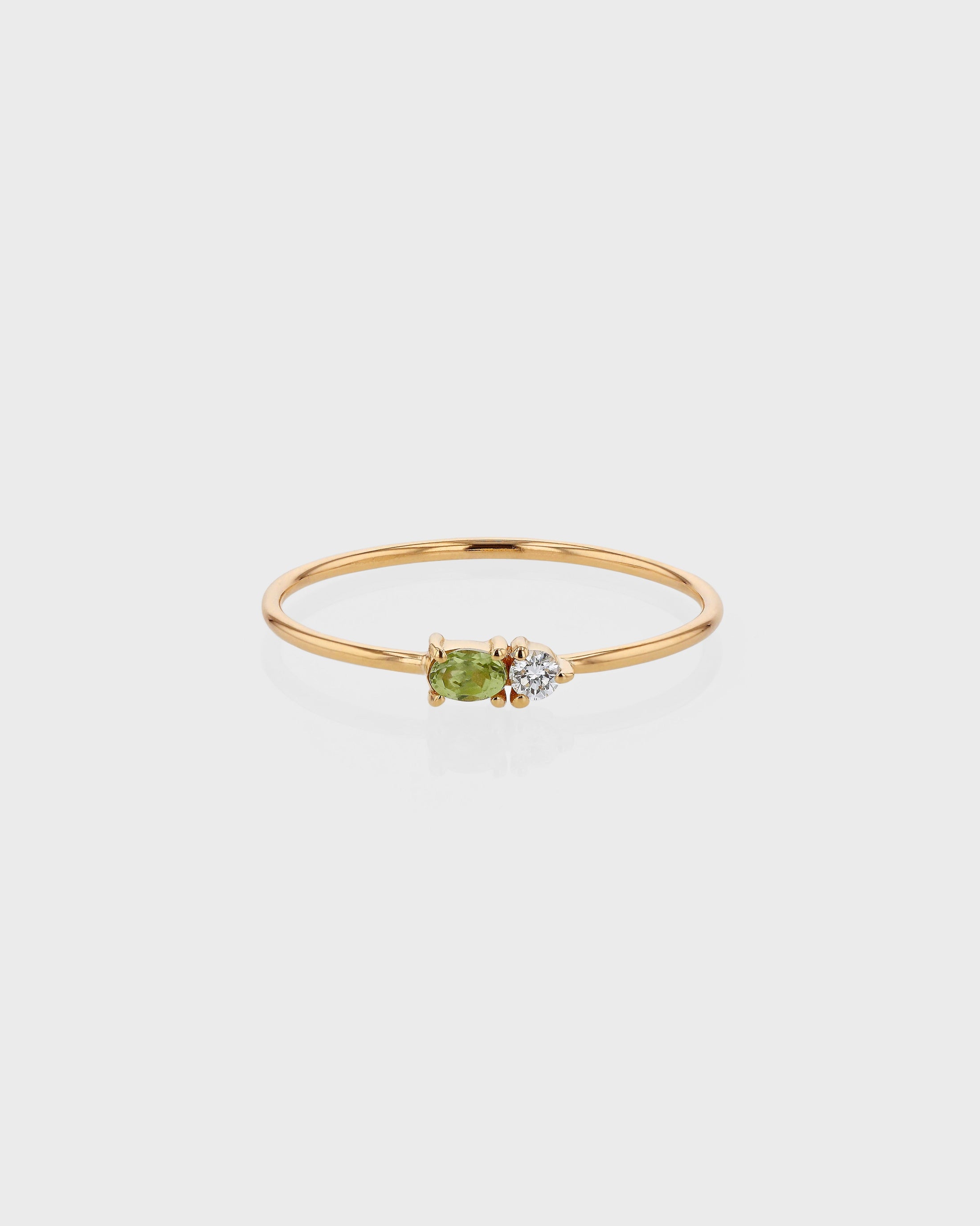 0.20 CT Oval Peridot & Lab-Made Diamond Wedding Band in Gold