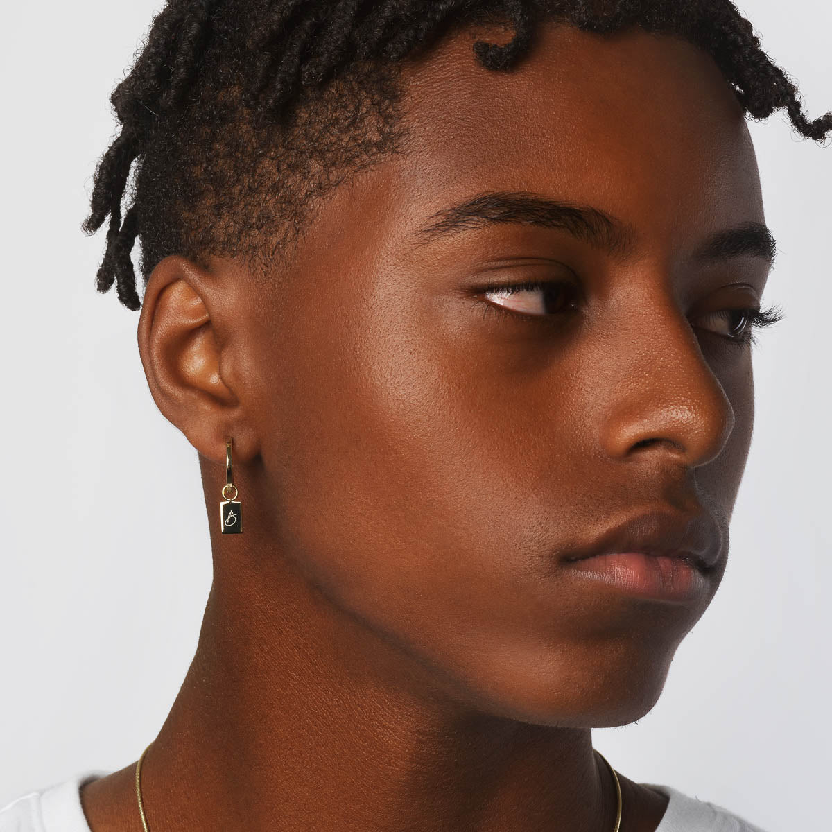 Elegant Gold Hoop Earrings 7