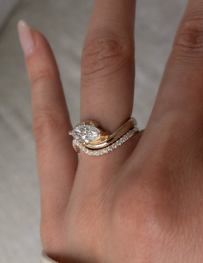 Solitaire Rapture & Pave Band- Oval Lab Grown Diamond Bridal Set