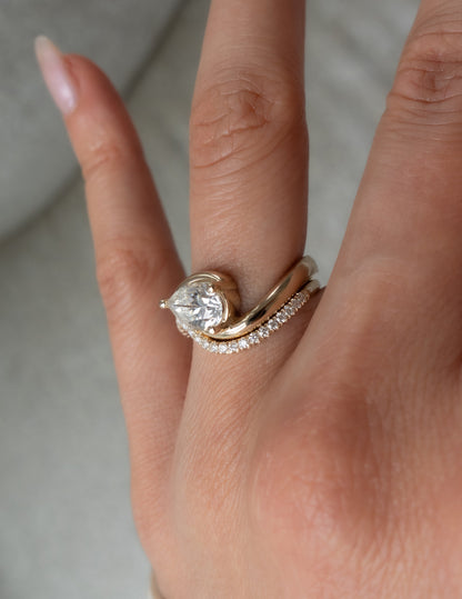 Solitaire Rapture & Pave Band- Oval Lab Grown Diamond Bridal Set