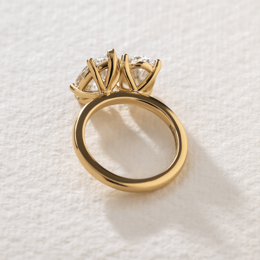 Solitaire-Oval Lab Grown Diamond Engagement Ring
