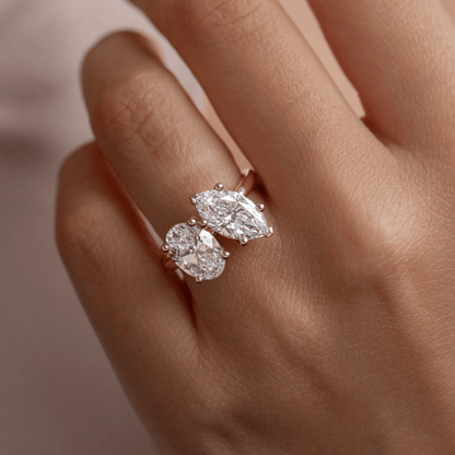 Solitaire-Oval Lab Grown Diamond Engagement Ring