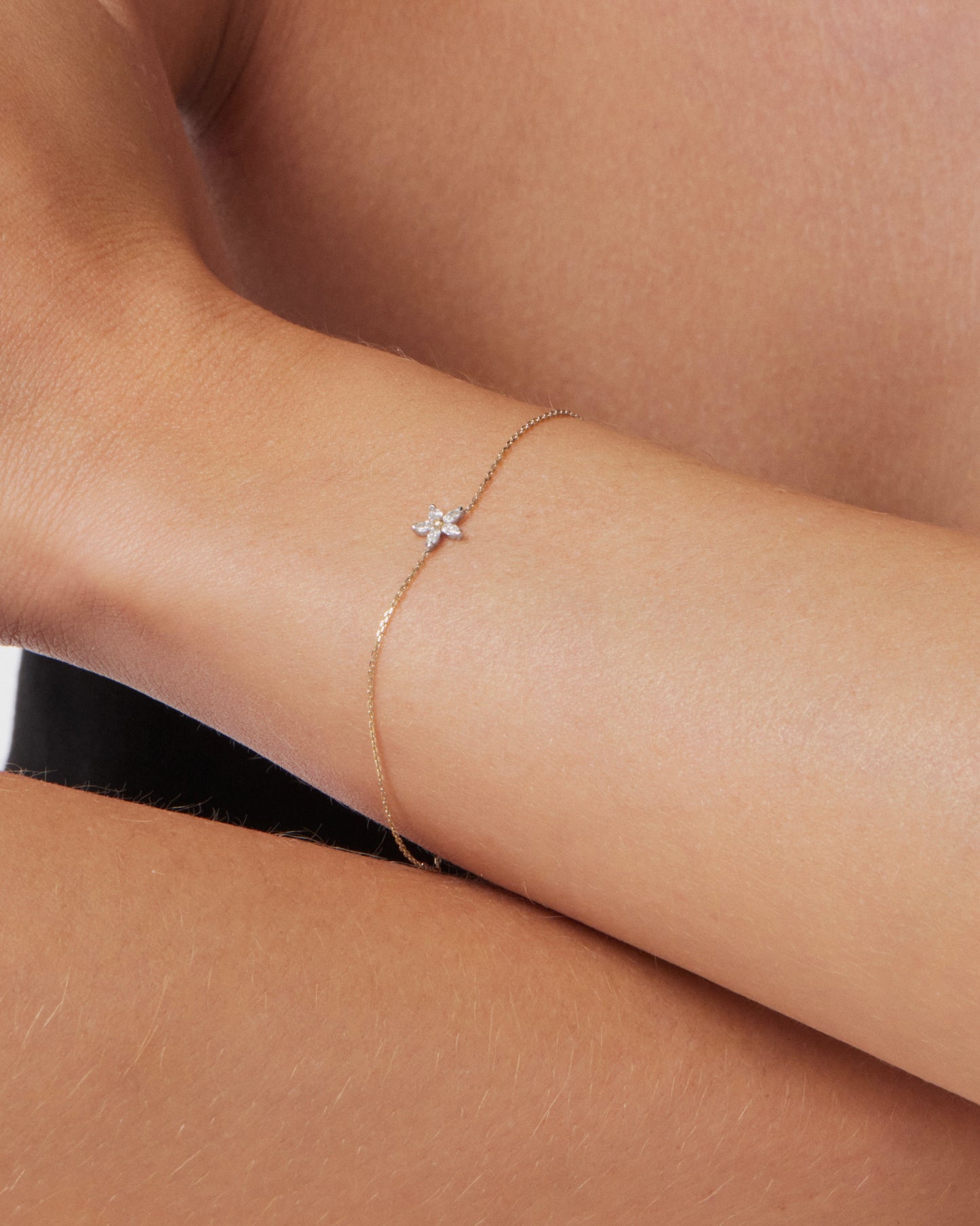 Radiant Star 0.12 TCW Round Lab-Grown Diamond Bracelet 3