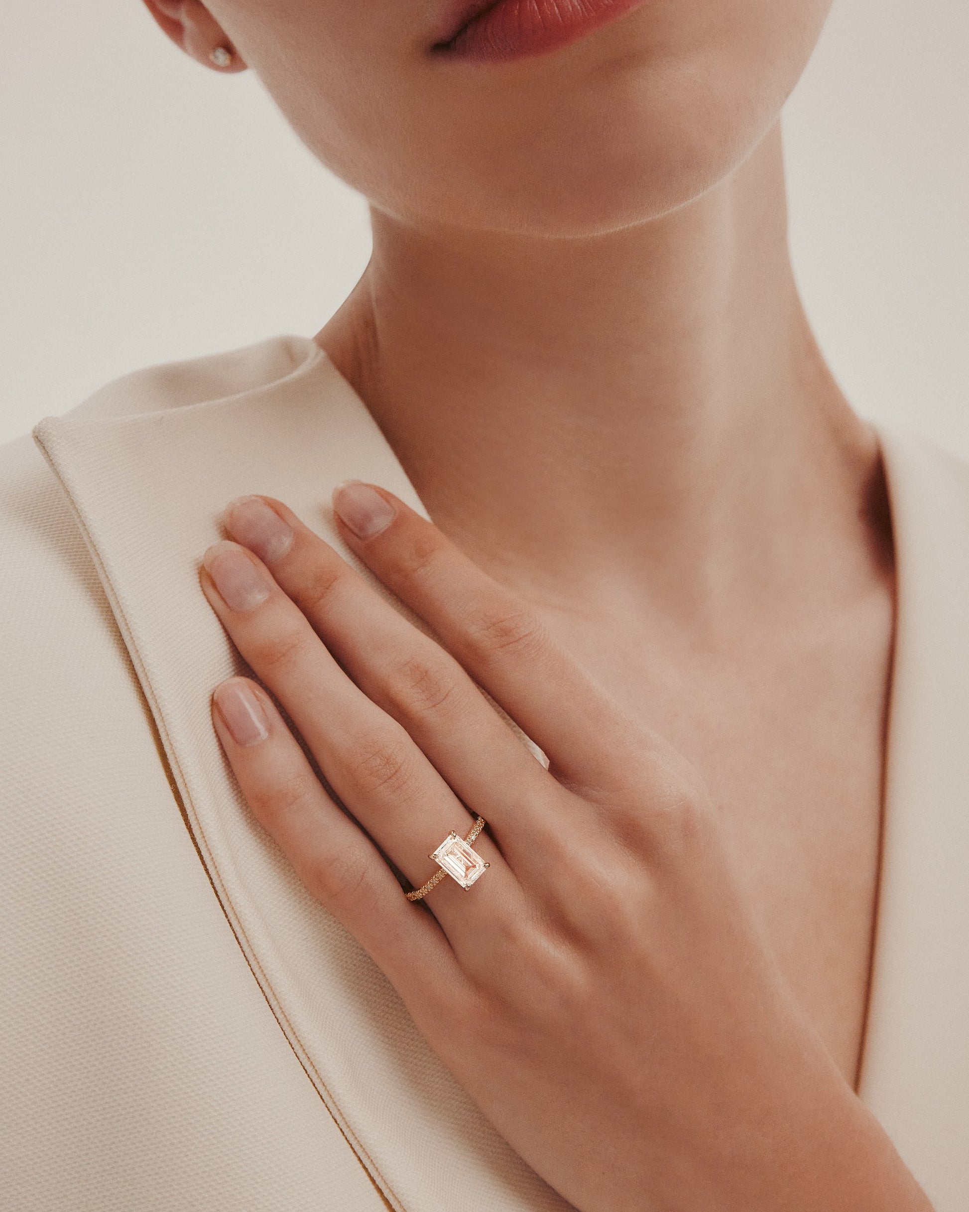 Solitaire-Oval Lab Grown Diamond Engagement Ring