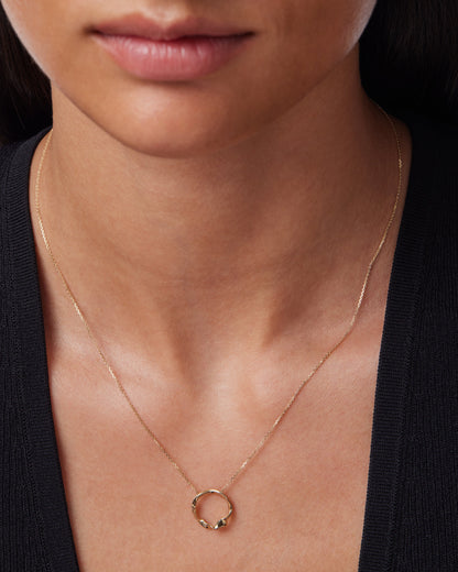 Elegant Uneven Gold Circle Pendant Necklace 4