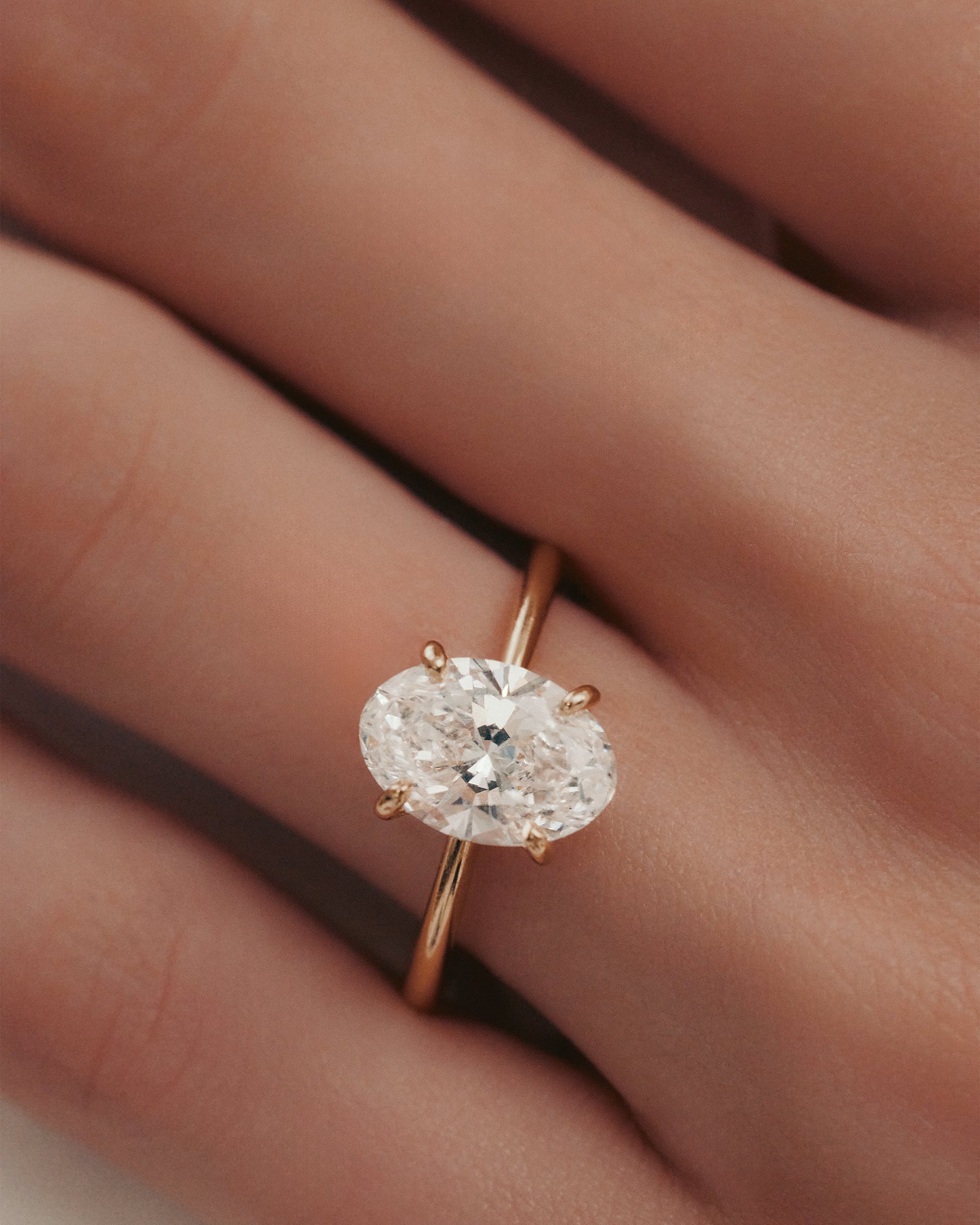 Solitaire-Oval Lab Grown Diamond Engagement Ring