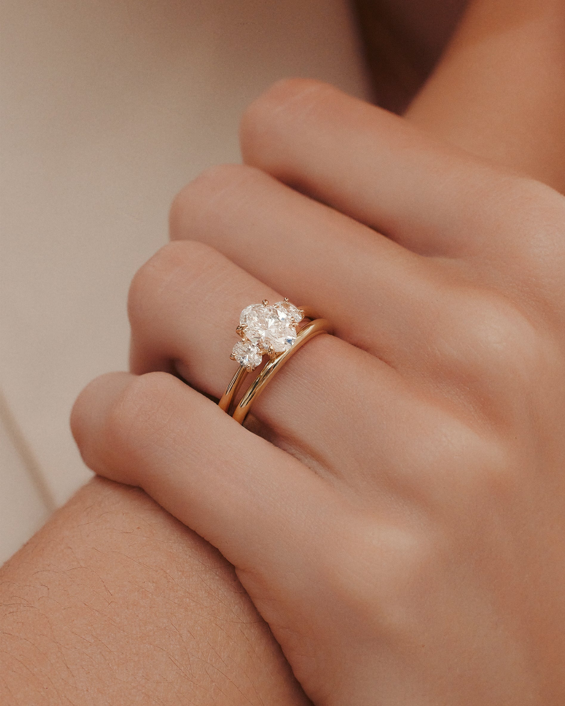 Solitaire-Oval Lab Grown Diamond Engagement Ring