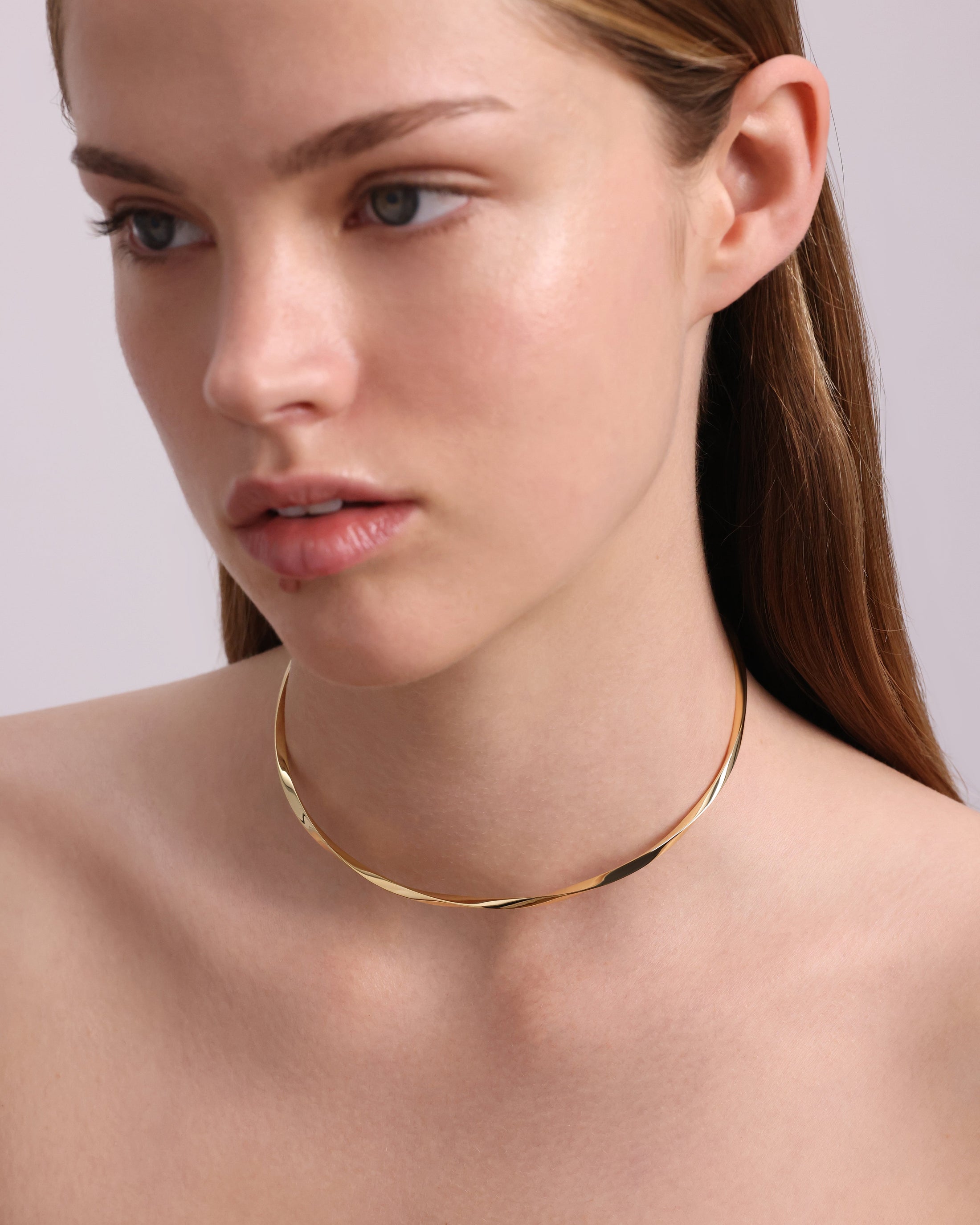 Simple Plain Twisted Pipi Choker Necklace