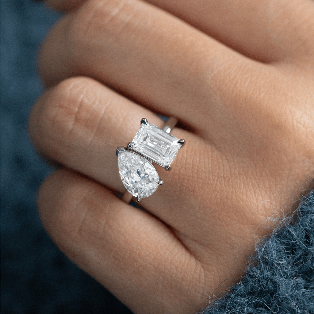 Solitaire-Oval Lab Grown Diamond Engagement Ring