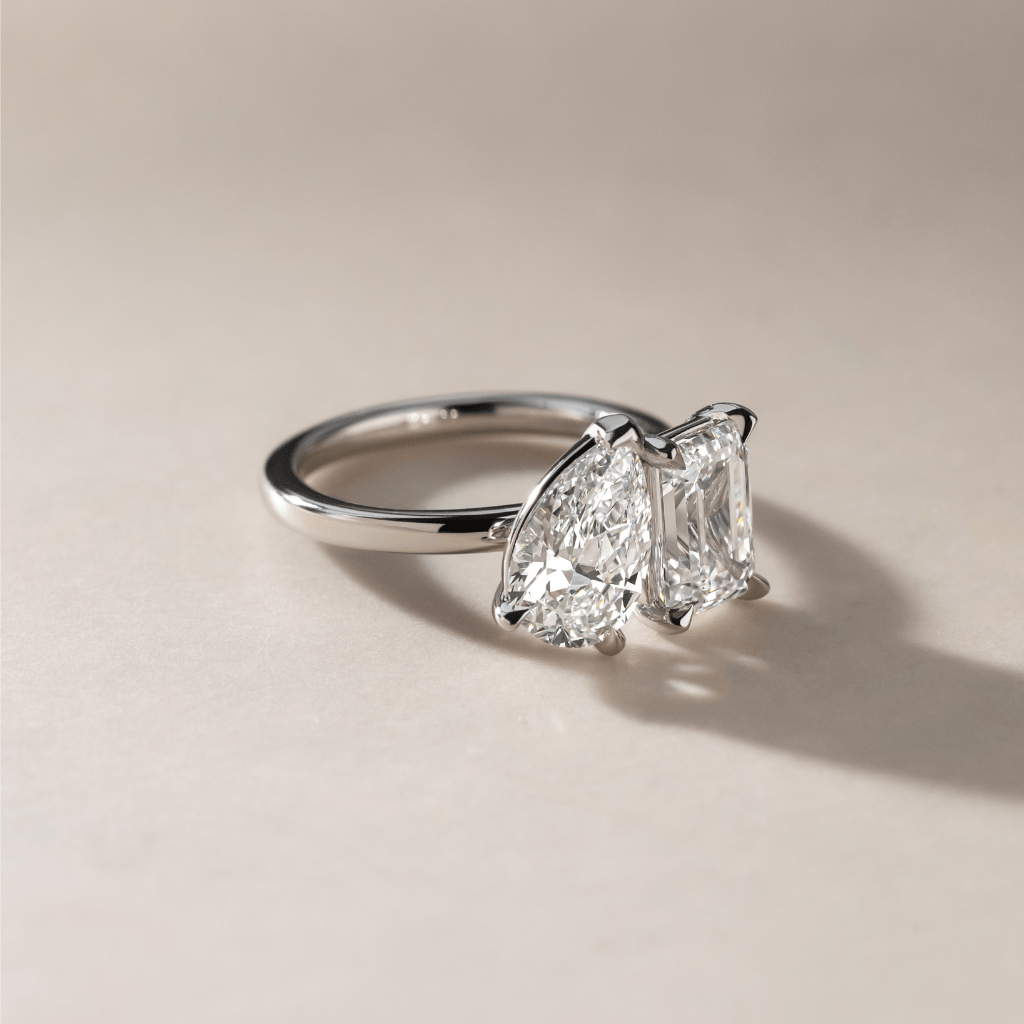 Solitaire-Oval Lab Grown Diamond Engagement Ring