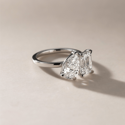 Solitaire-Oval Lab Grown Diamond Engagement Ring