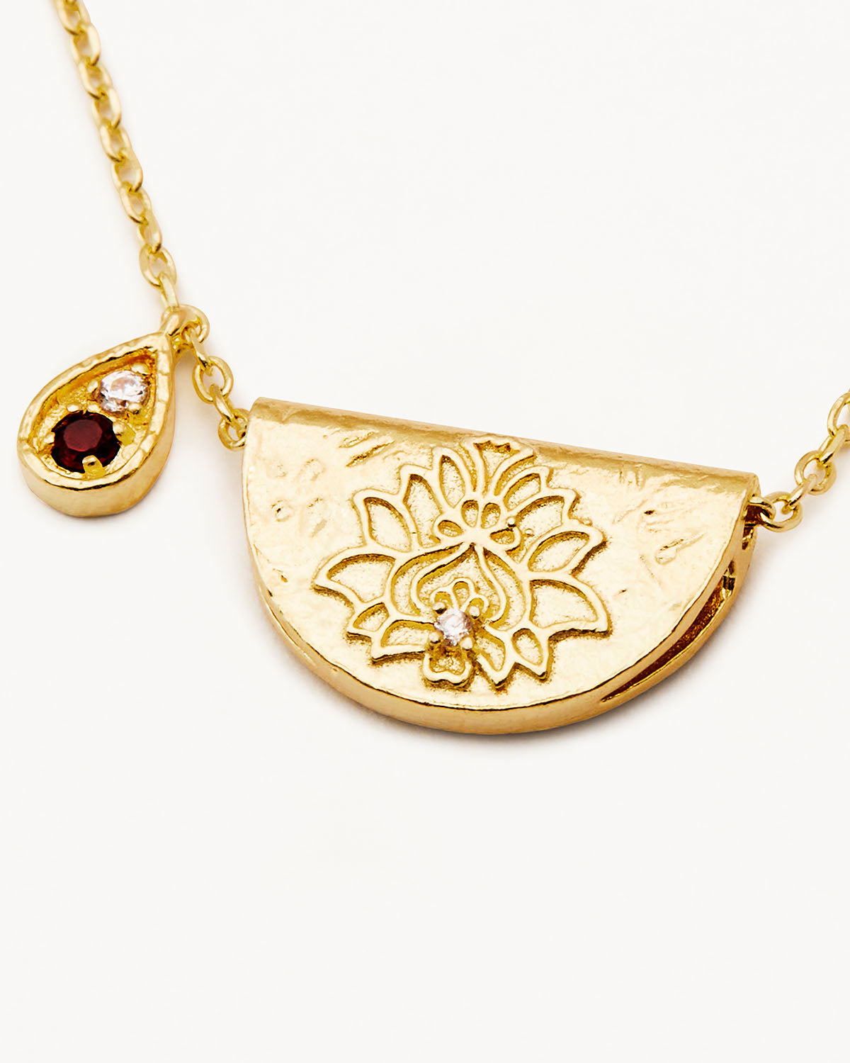 Elegant Gold Sunflower Necklace with Teardrop Garnet Accent