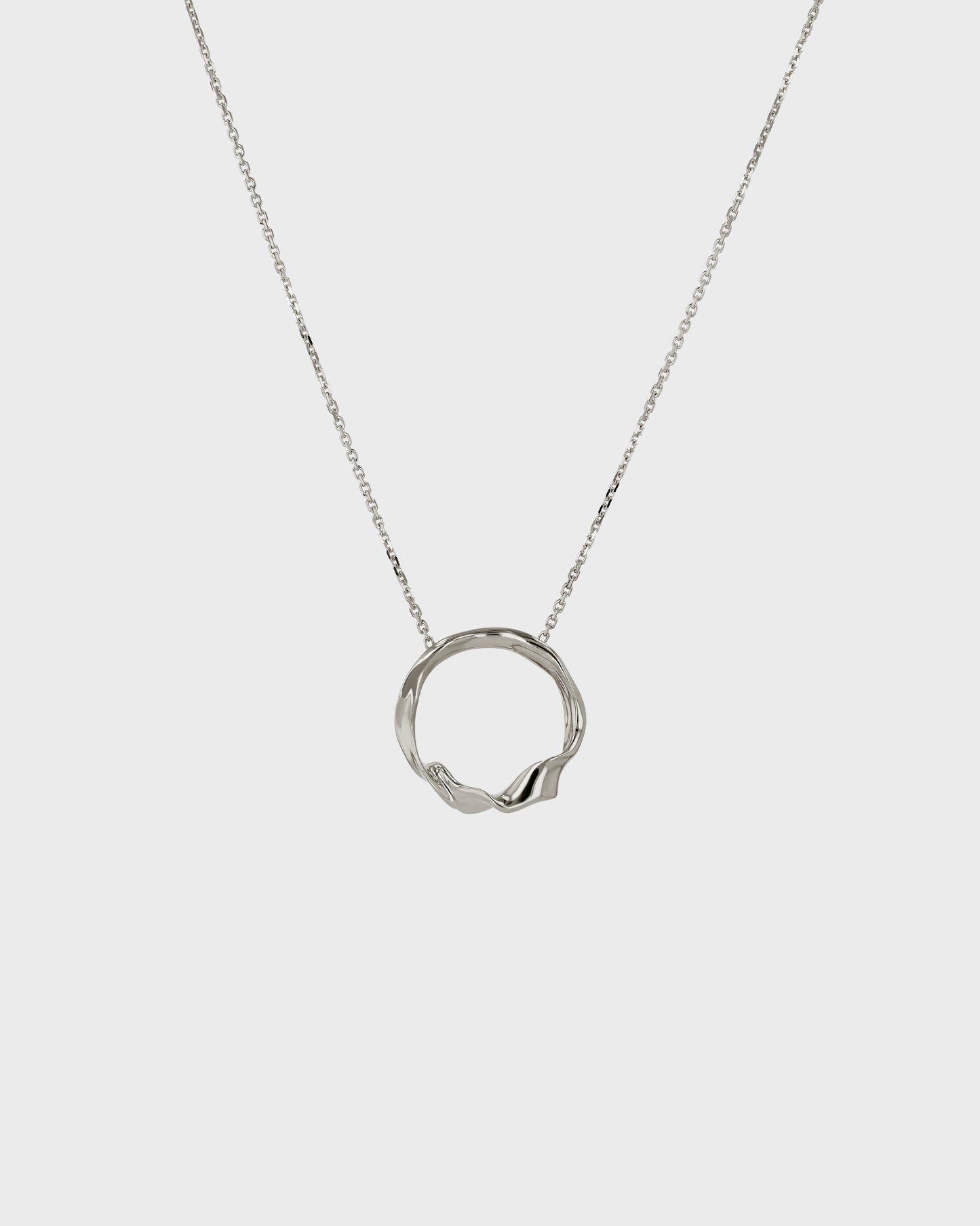 Elegant Silver Ripple Circle Pendant Necklace 1