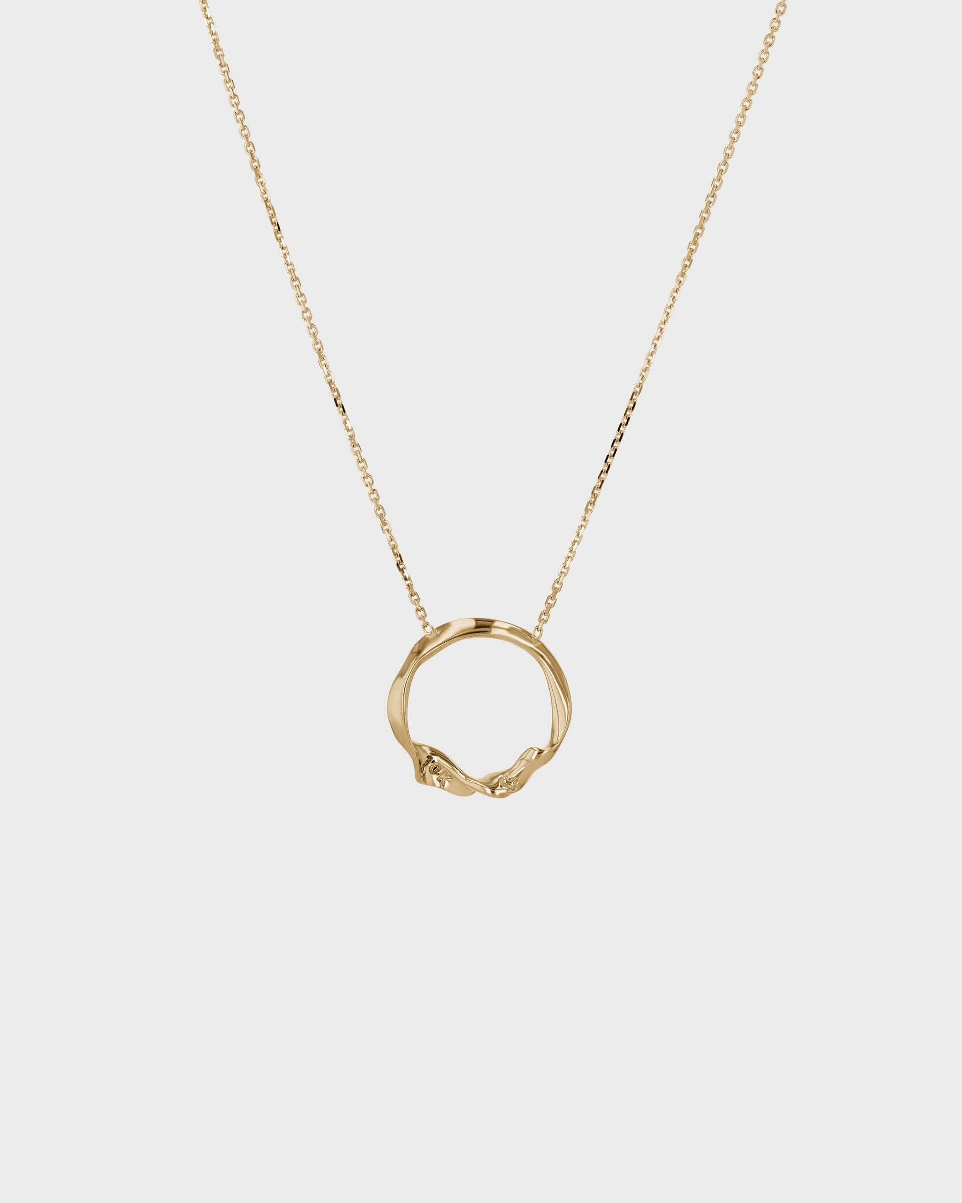 Elegant Uneven Gold Circle Pendant Necklace 2