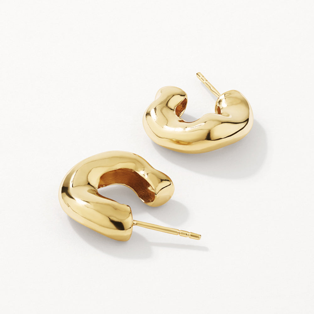 Golden Fluid Wave Hoop Earrings 4