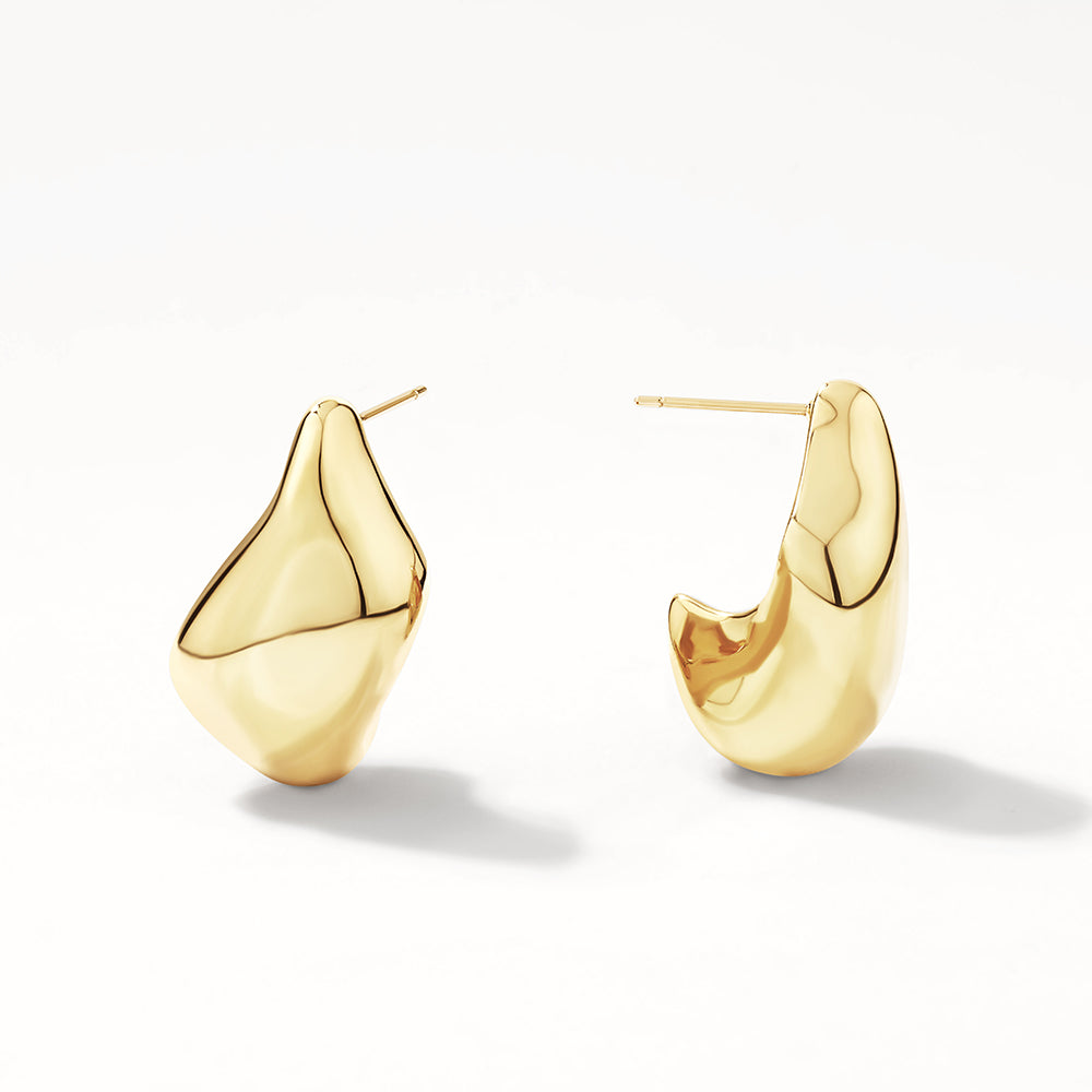 Gold Sculpted Earrings 9