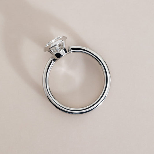 Solitaire-Oval Lab Grown Diamond Engagement Ring