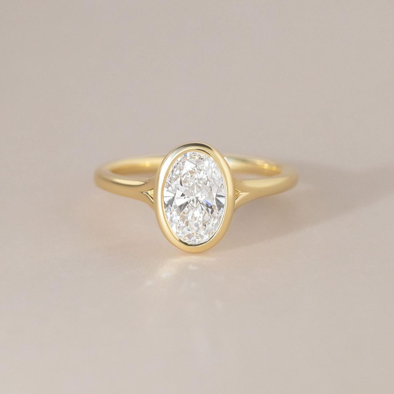Solitaire-Oval Lab Grown Diamond Engagement Ring
