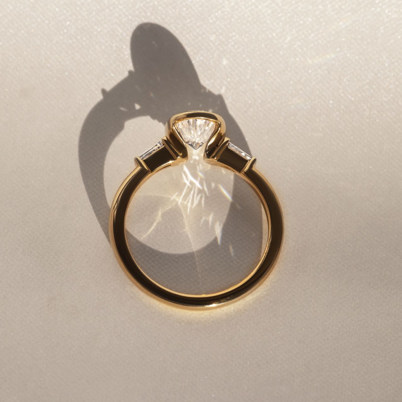 Solitaire-Oval Lab Grown Diamond Engagement Ring