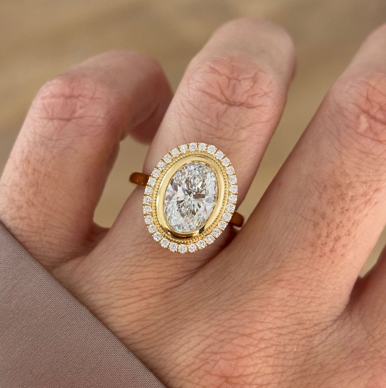 Solitaire-Oval Lab Grown Diamond Engagement Ring