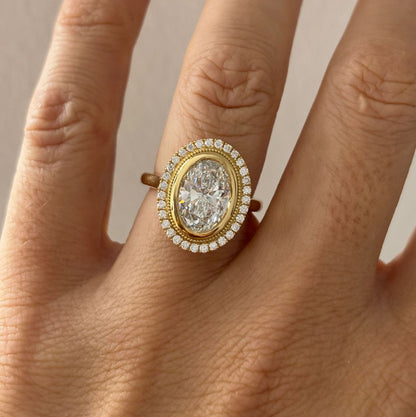 Solitaire-Oval Lab Grown Diamond Engagement Ring