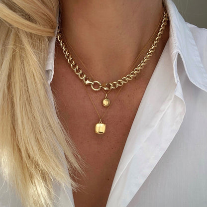 Personalized Gold Oval Locket Necklaces 6