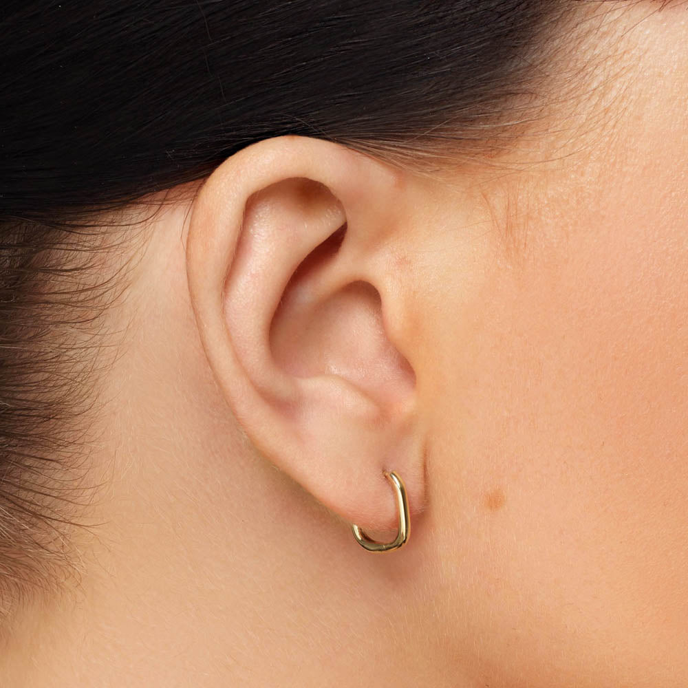 Gold Oval Paperclip Huggie Earrings