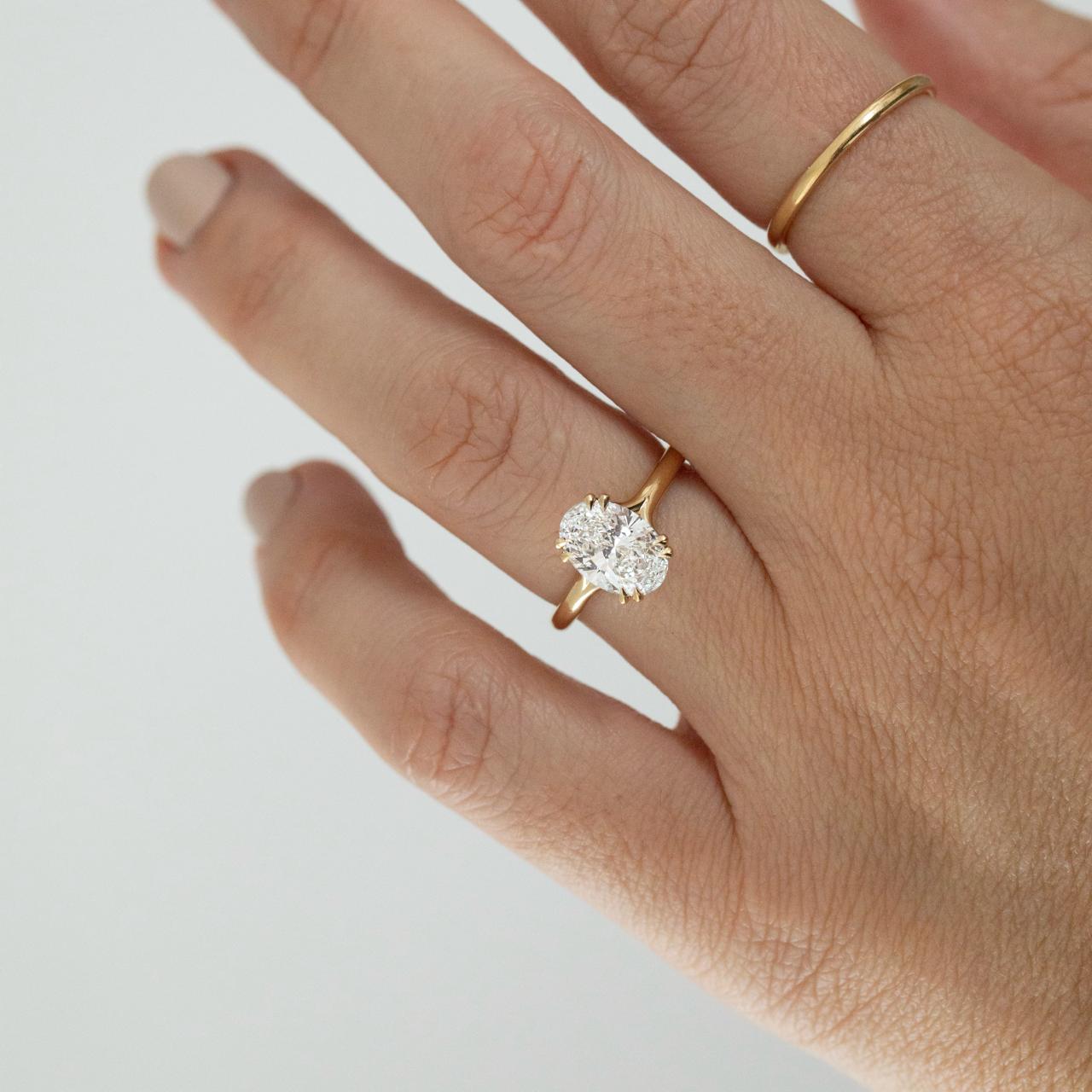 Solitaire & Split Shank-Oval Lab Grown Diamond Engagement Ring