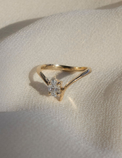 Solitaire-Oval Lab Grown Diamond Engagement Ring