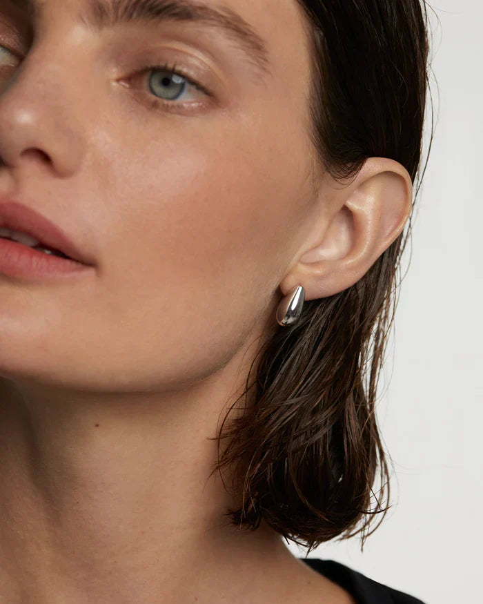 Teardrop Shaped Mini Stud Earrings, Silver 4